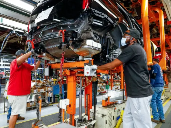 $14,000 Per Month Car Company Jobs In Canada: Workers Needed